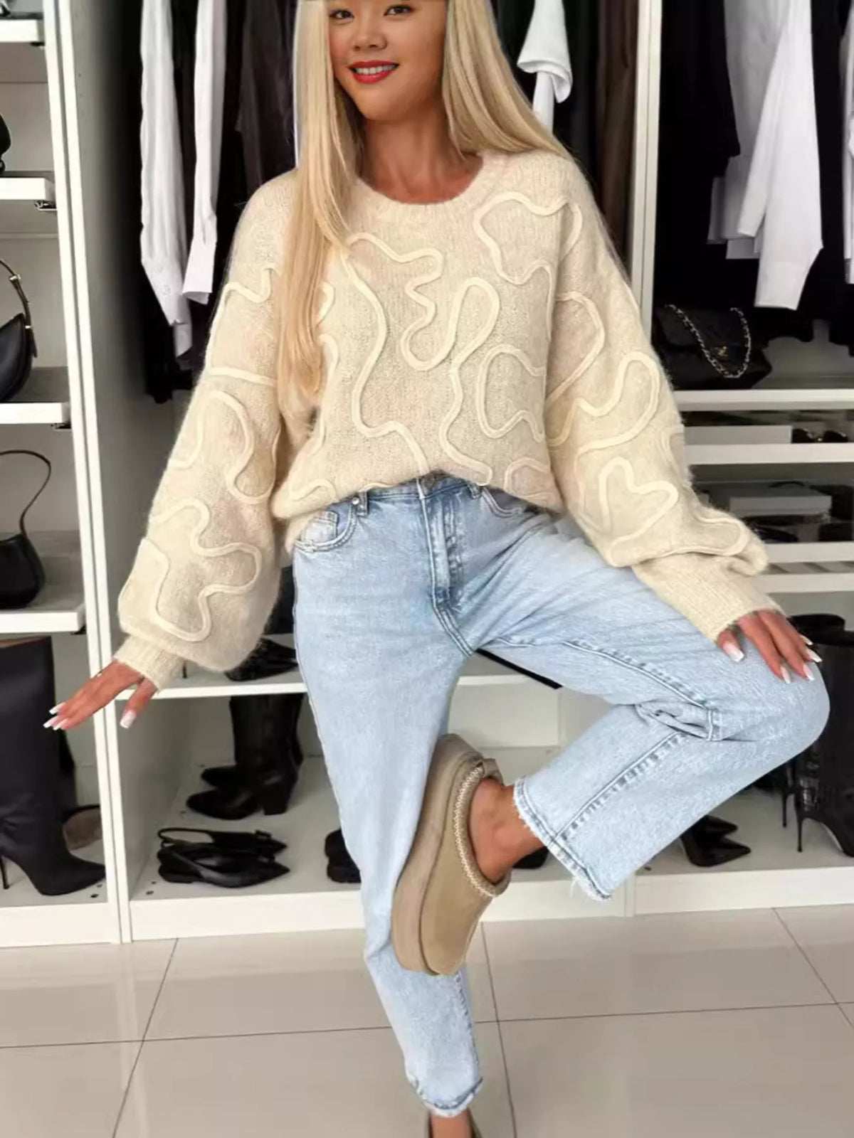 Abstract Pattern Oversized Round Neck Sweater (7)