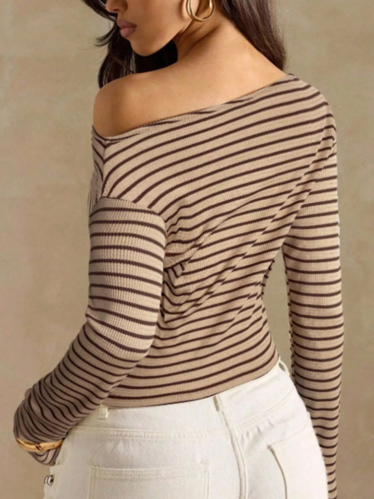 Off-shoulder Striped Ribbed Long Sleeve T-shirt (16)