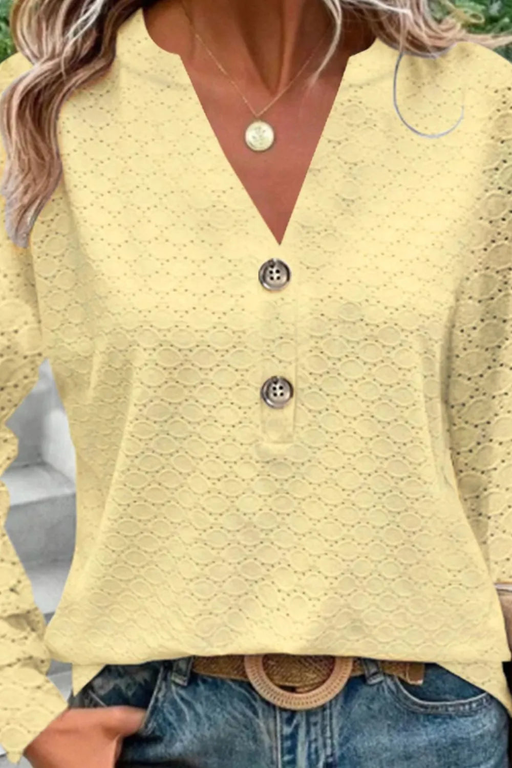Eyelet Notched Long Sleeve T-shirt (6)