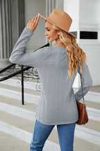 Cable-knit Long Sleeve V-neck T-shirt (2)