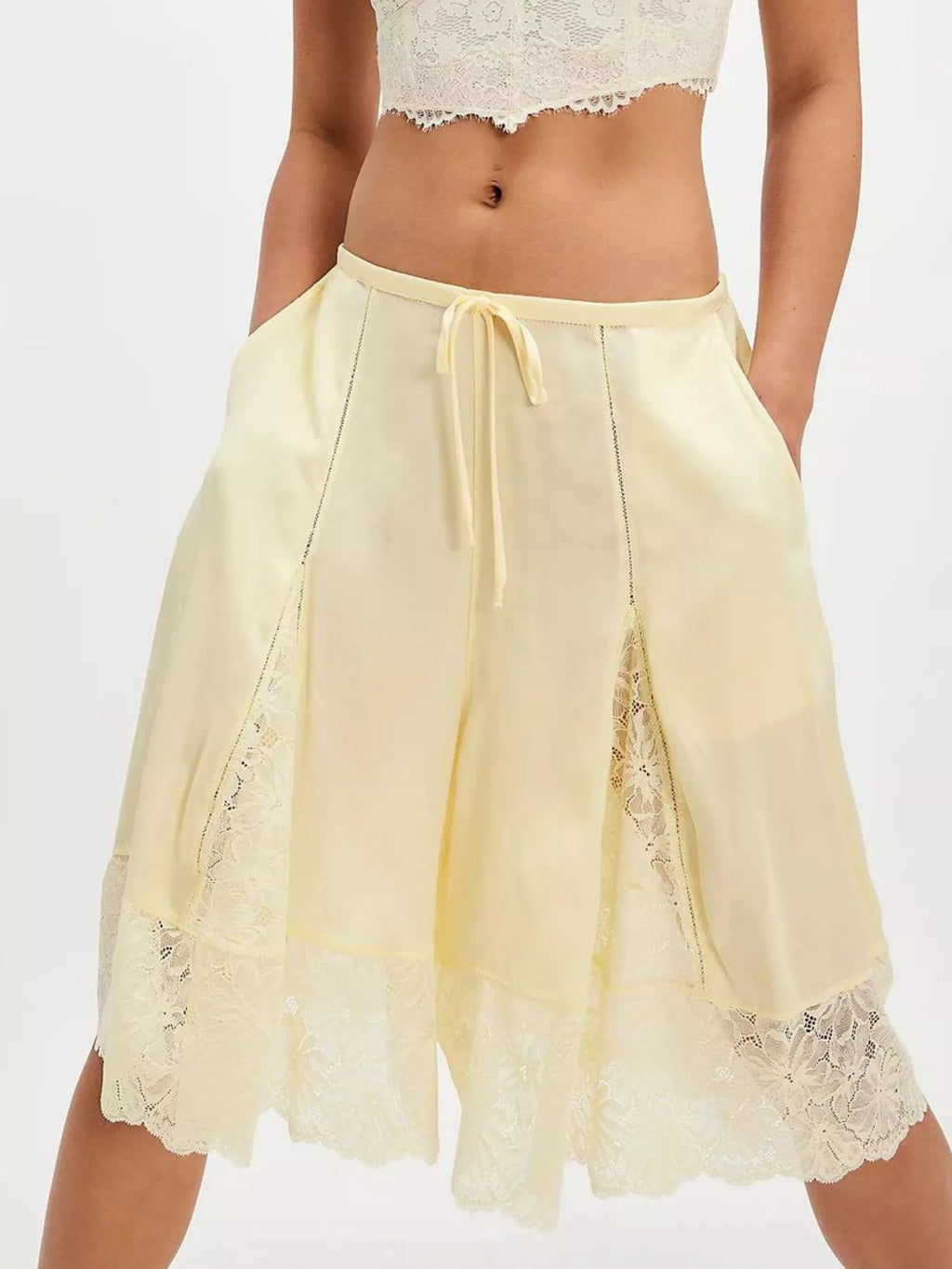 Lace Detail Shorts (31)
