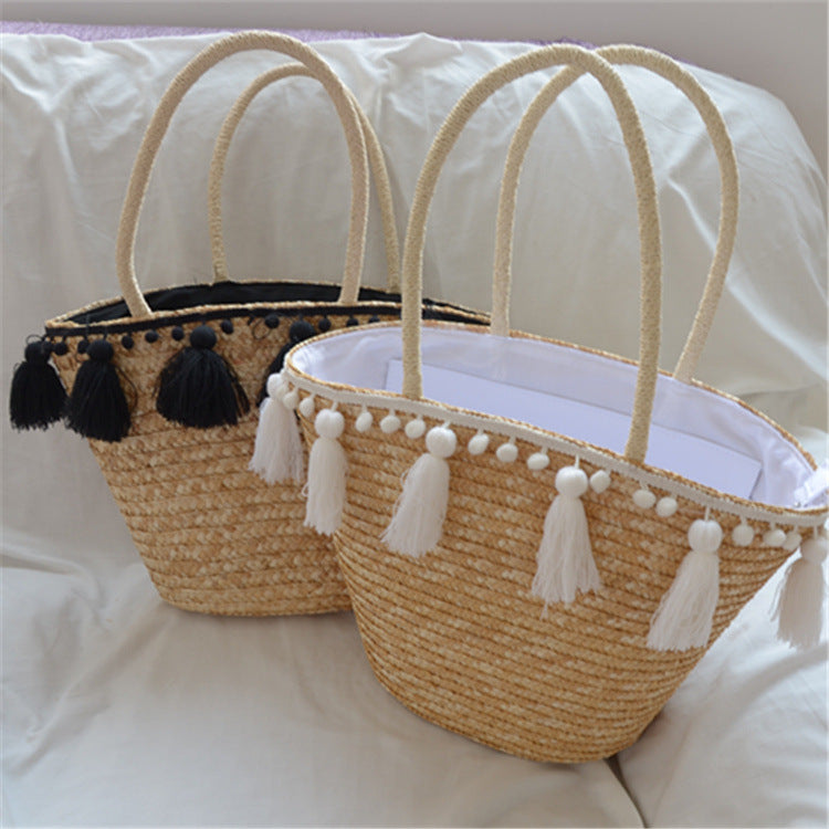 Hand-woven Tassel Shoulder Bag photo 4