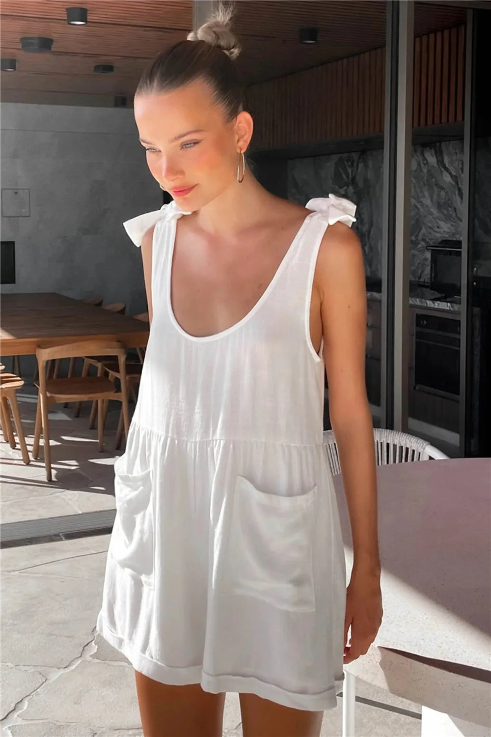 Full Size Scoop Neck Tie Shoulder Romper (7)