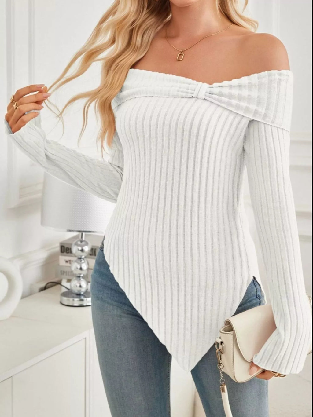 Off-shoulder Ribbed Knit T-shirt (11)