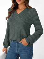 Ribbed Knit V-neck Long Sleeve T-shirt (2)