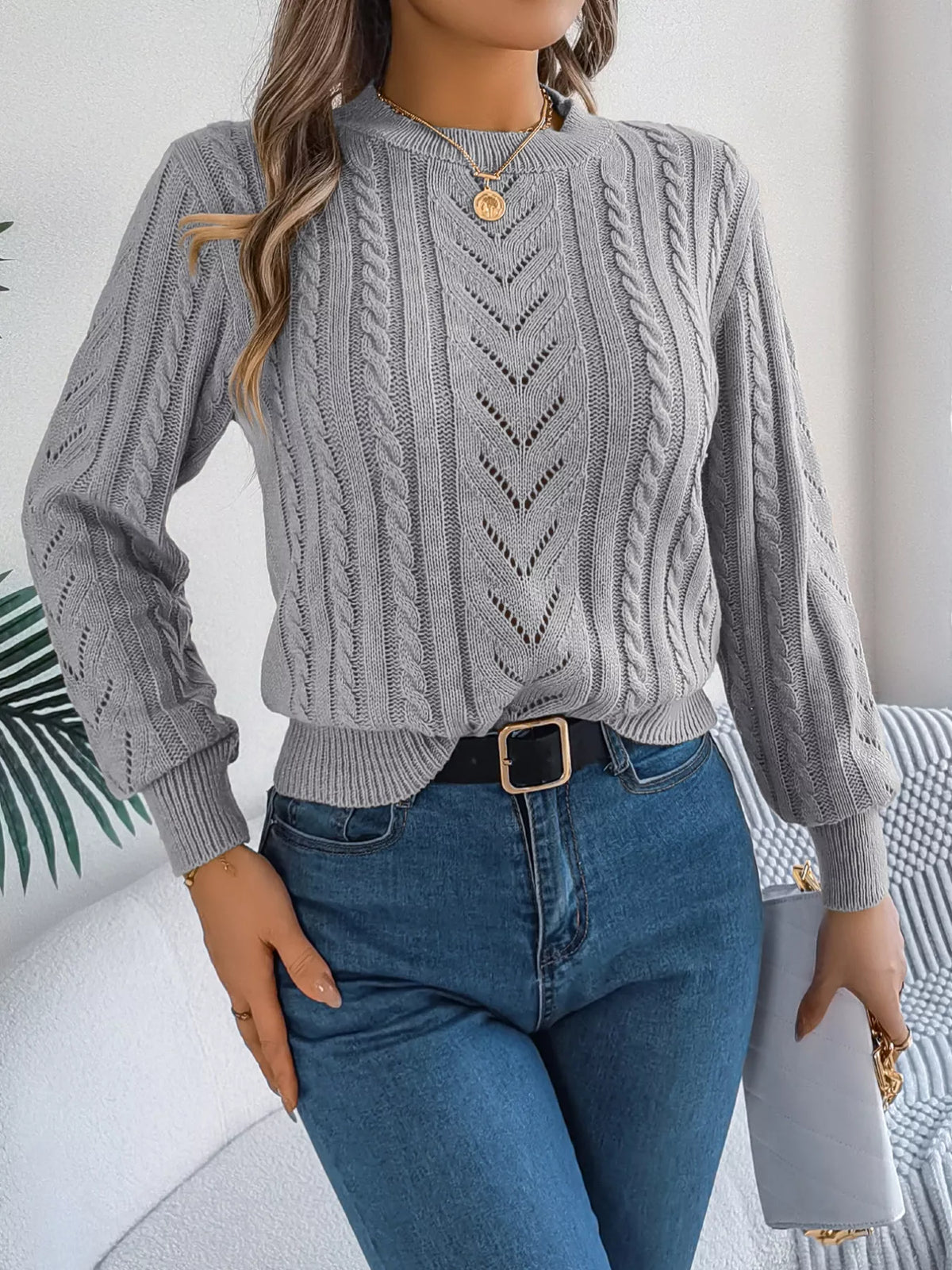 Cable-knit Round Neck Sweater (15)