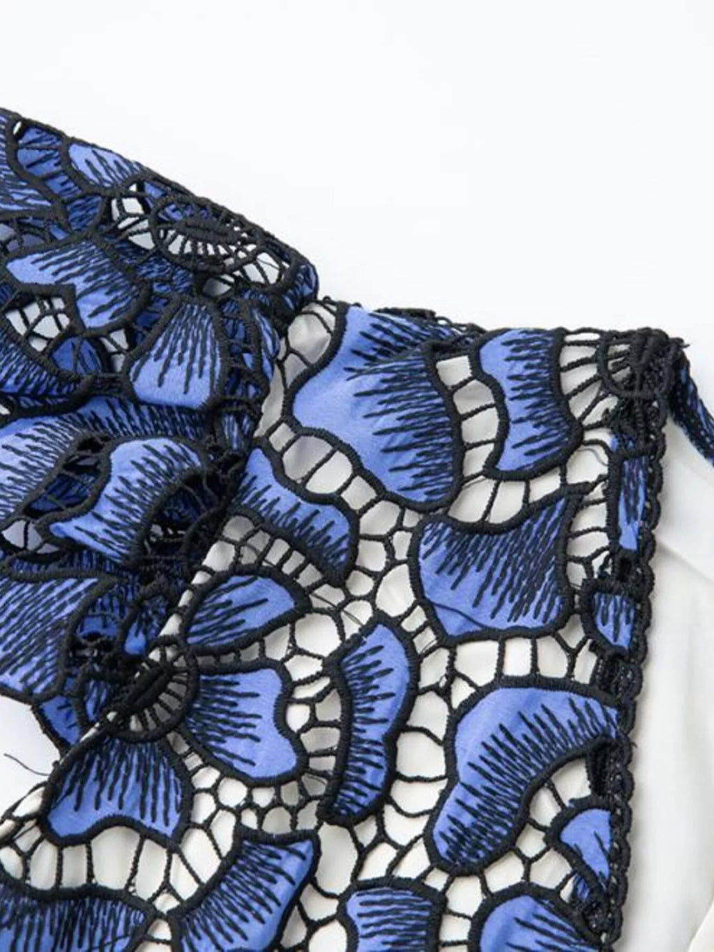 Printed V-neck Ruffle Sleeve Midi Dress (11)