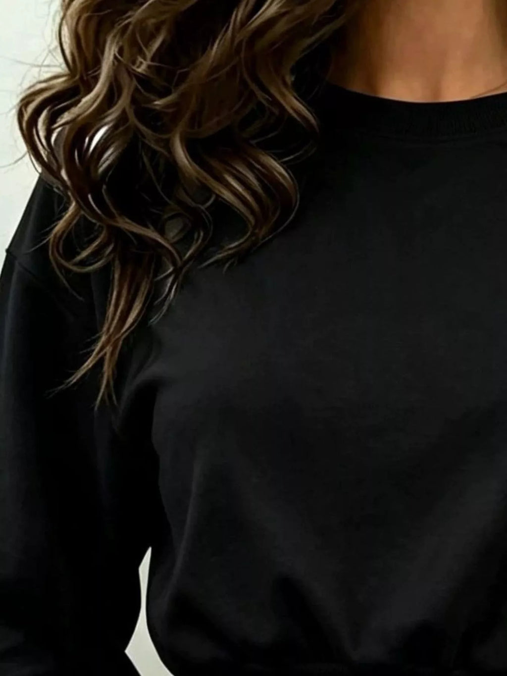 Long Sleeve Crop Sweatshirt (5)