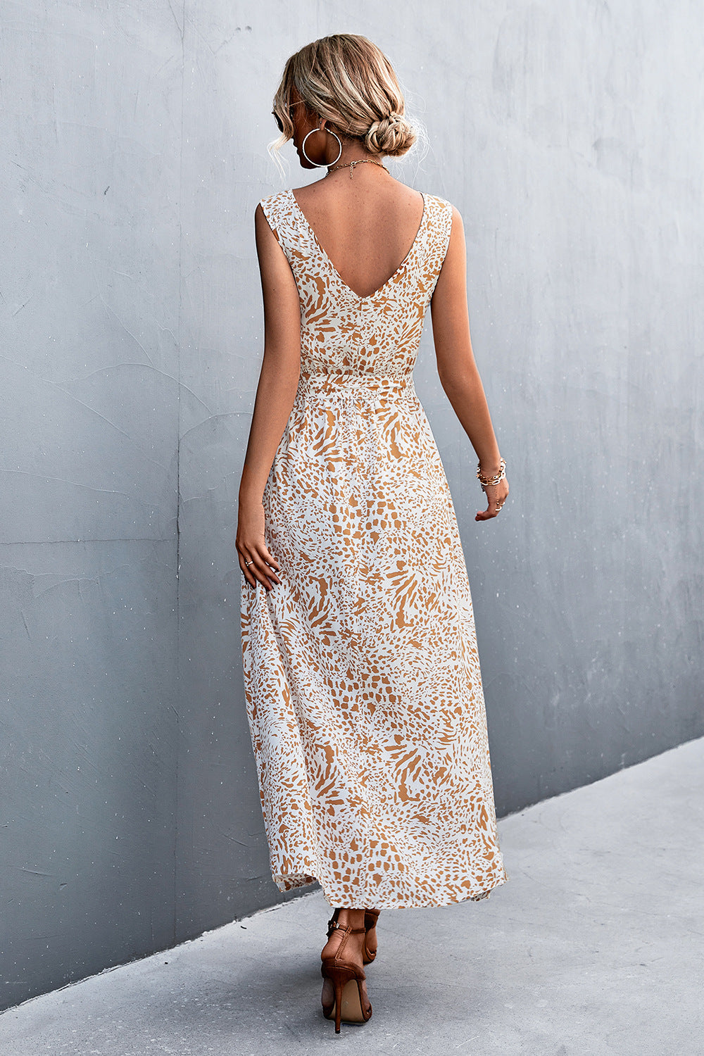 Printed V-neck Tie Waist Maxi Dress (15)
