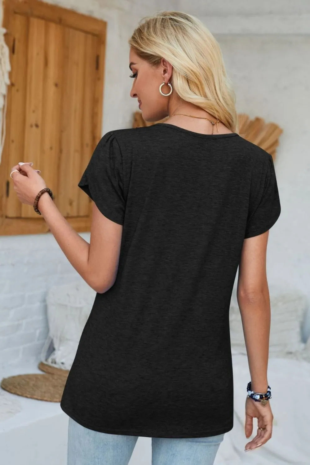 V-neck Petal Sleeve T-shirt (16)