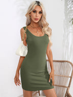 Scoop Neck Sleeveless Bodycon Dress (3)