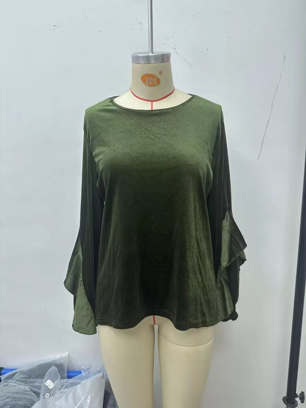 Velvet Round Neck Ruffle Sleeve Top (2)