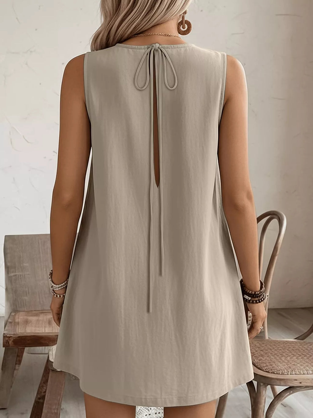 Frill Sleeveless Round Neck Dress (6)