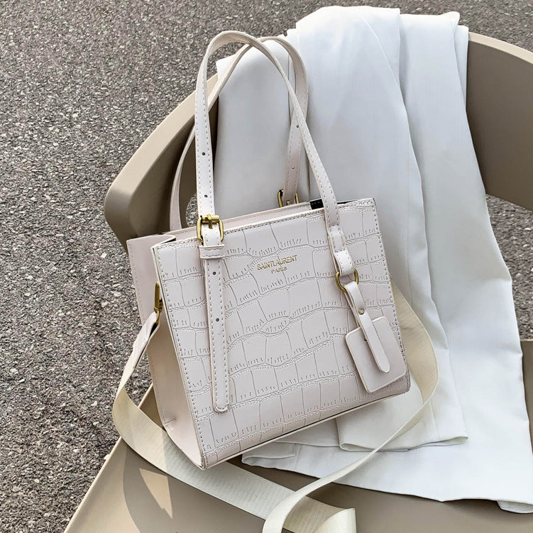 Versatile Casual One Shoulder Tote Bag photo 4