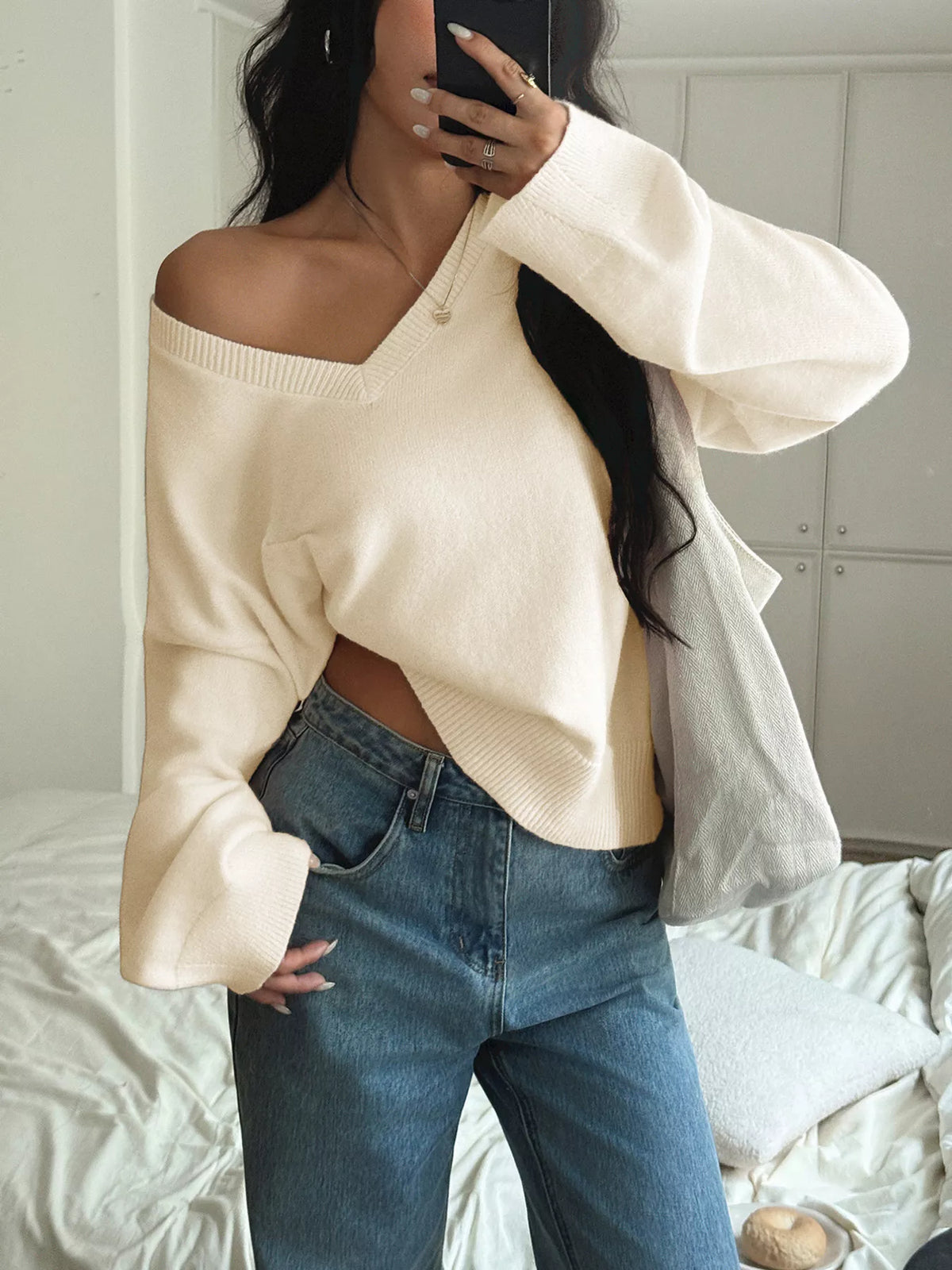 V-neck Loose Fit Sweater (14)