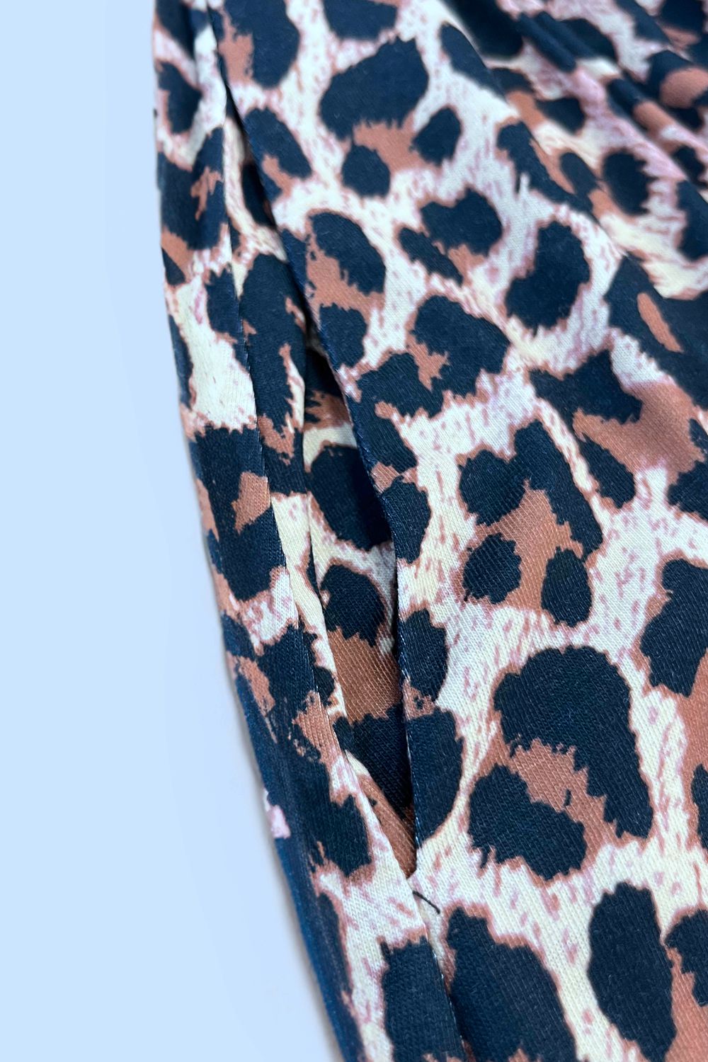 Printed Sleeveless Button Dress (17)