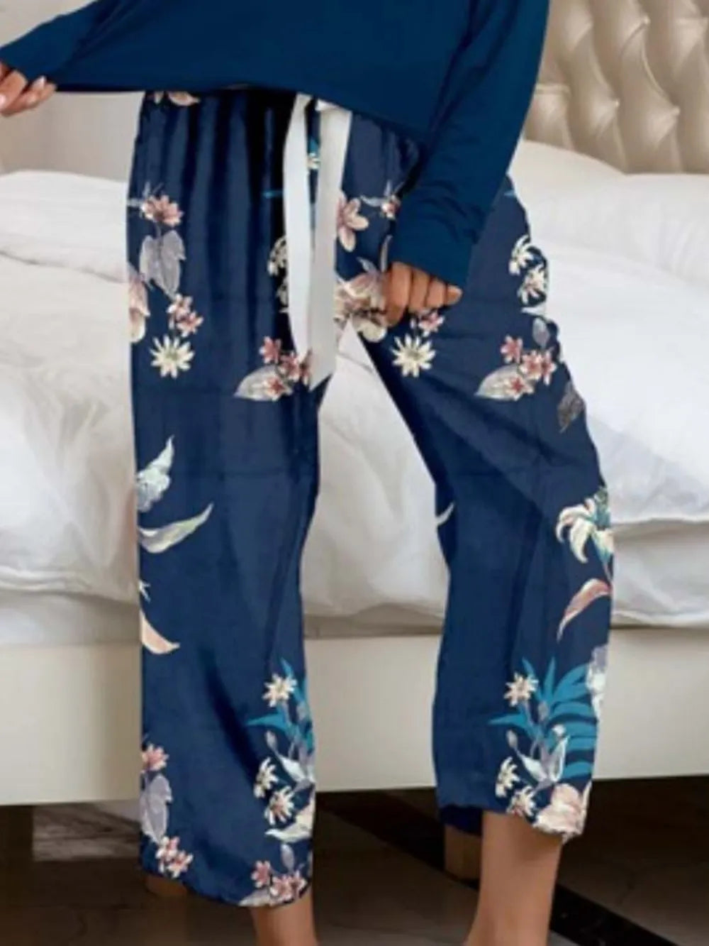 Round Neck Top Printed Pants Lounge Set (24)