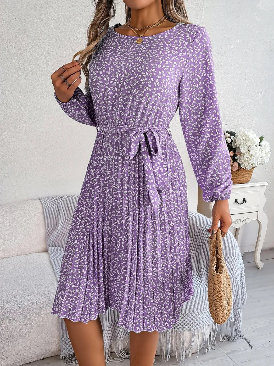 Ditsy Floral Tie Waist Pleated Dress (20)