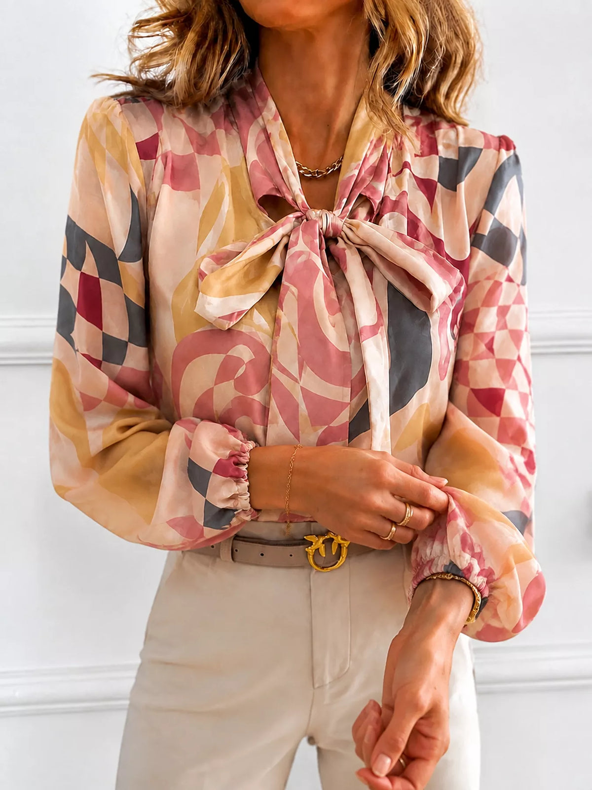 Printed Bow-tie Neck Long Sleeve Blouse (4)