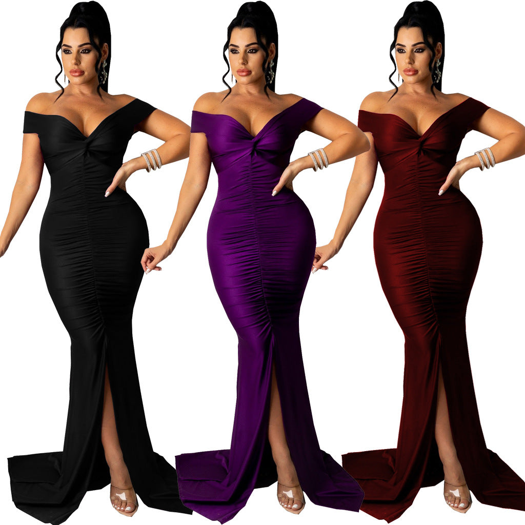 Large V-neck Micro-wrinkle Tight Dress photo 1