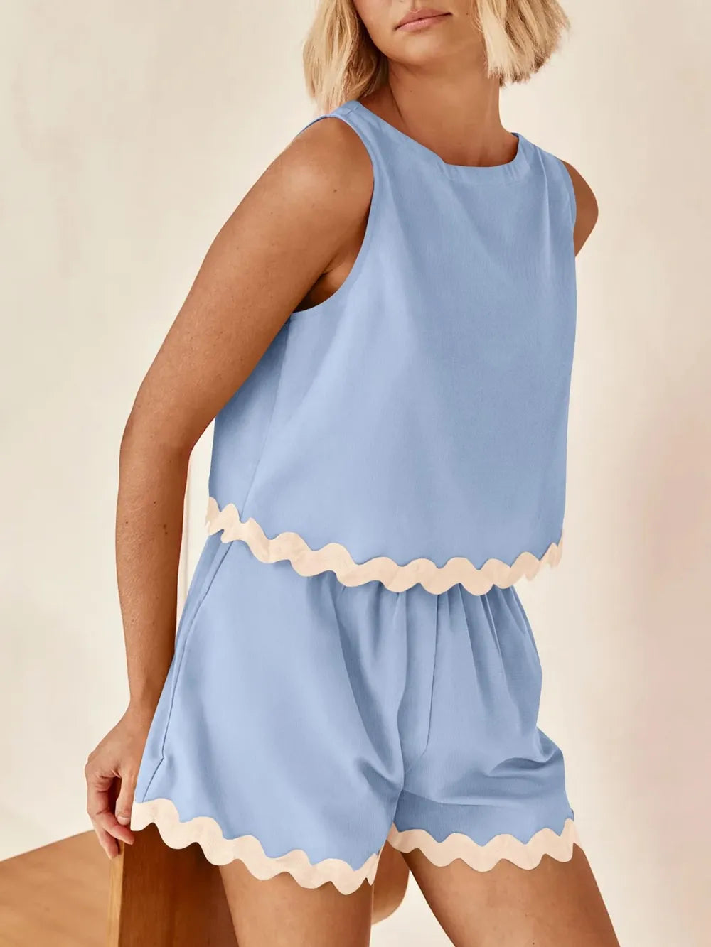 Contrast Trim Round Neck Top Shorts Set (16)