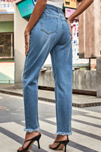 Distressed Buttoned Loose Fit Jeans (2)
