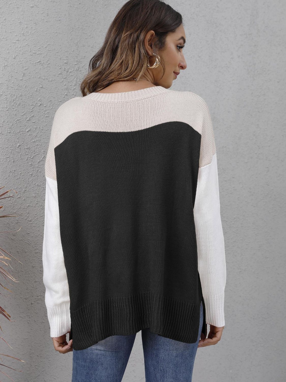Block Round Neck Dropped Shoulder Sweater (3)