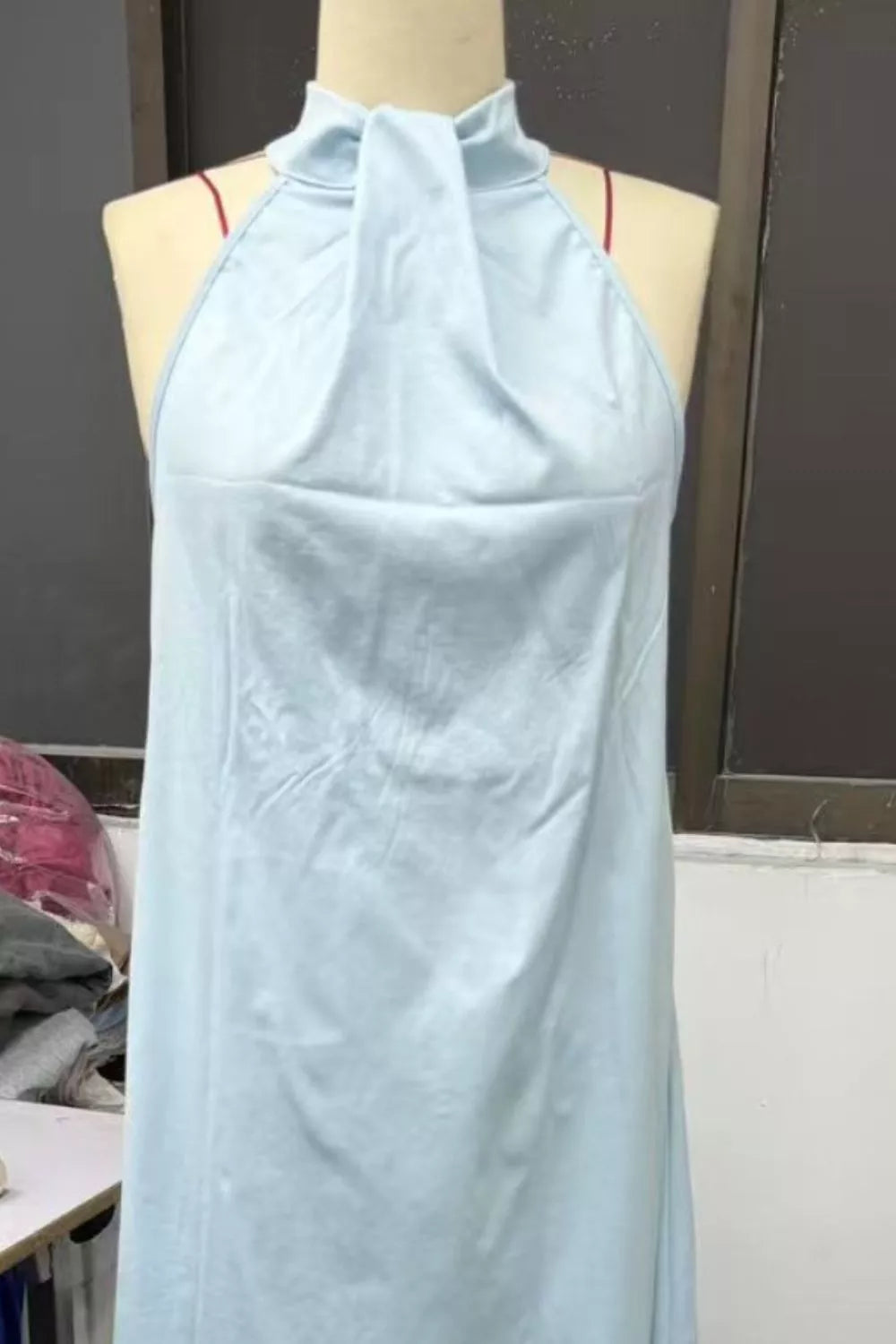 Halter Neck Sleeveless Maxi Dress (4)