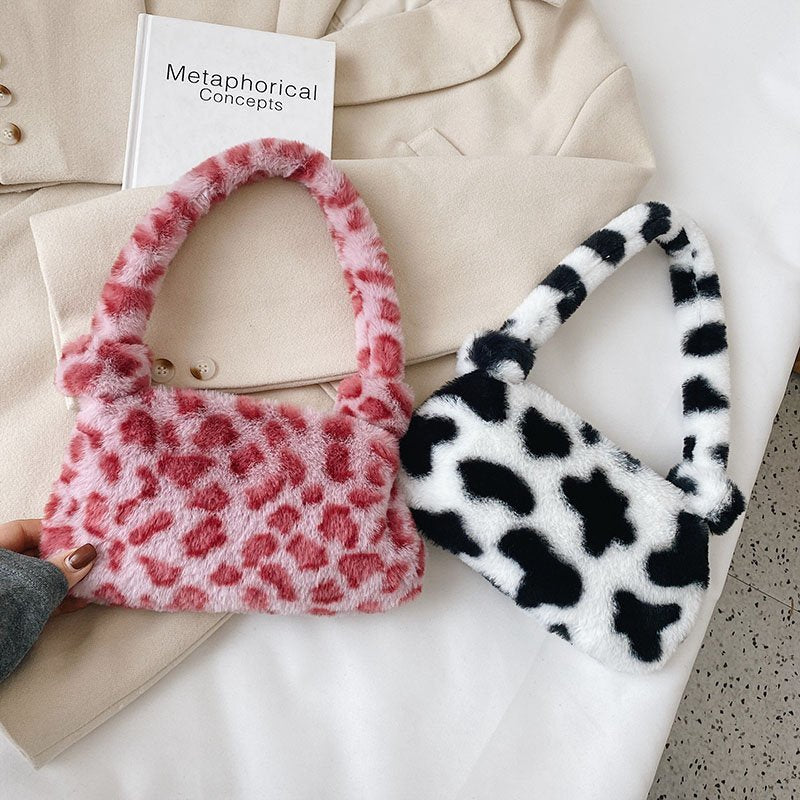 Plush Underarms One-shoulder Handbag photo 4