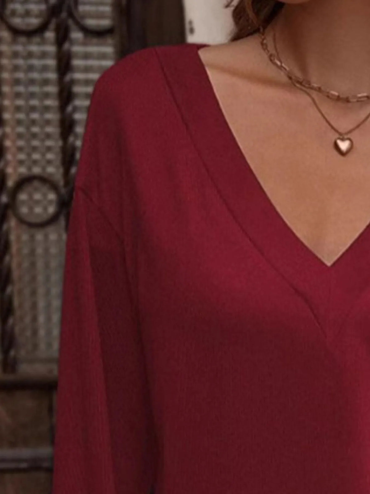 V-neck Long Sleeve T-shirt (11)