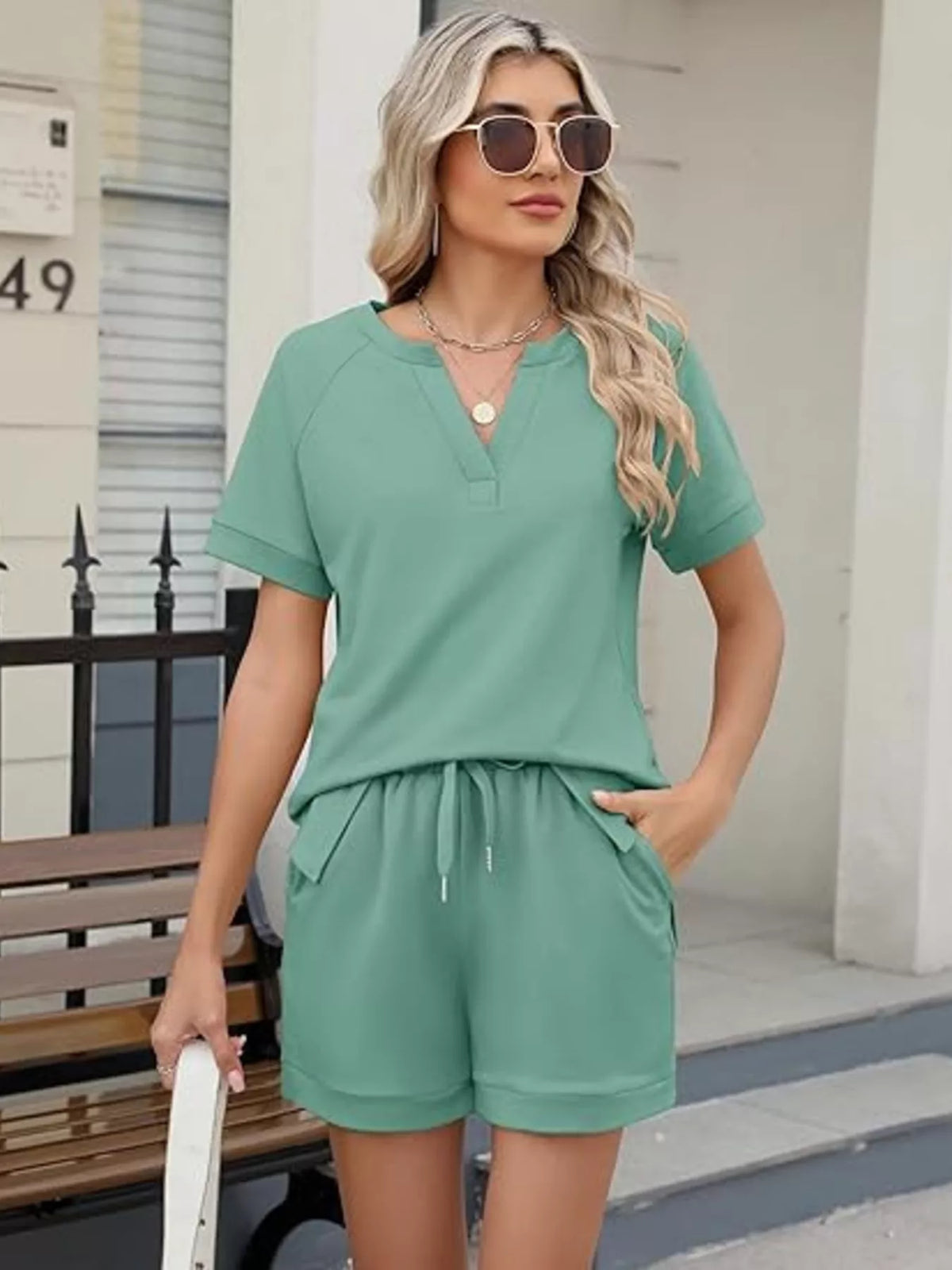Solid Color Short Sleeve Top Shorts Two-piece Set (23)