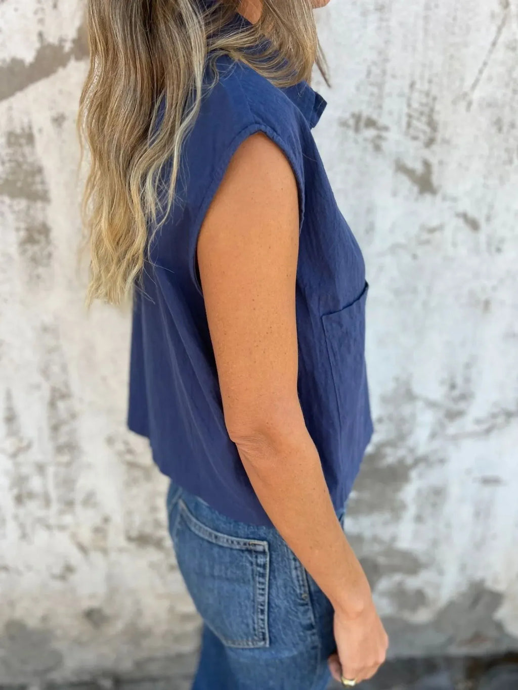 Full Size Textured Button-front Sleeveless Shirt Plus (15)