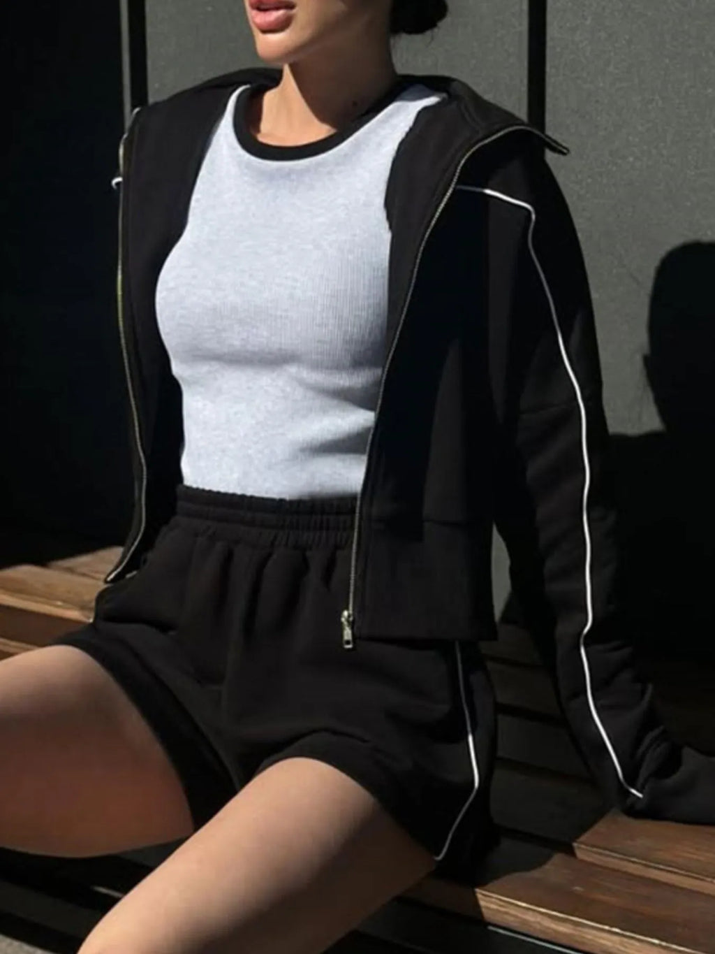 Zip Up Long Sleeve Top Shorts Set (18)