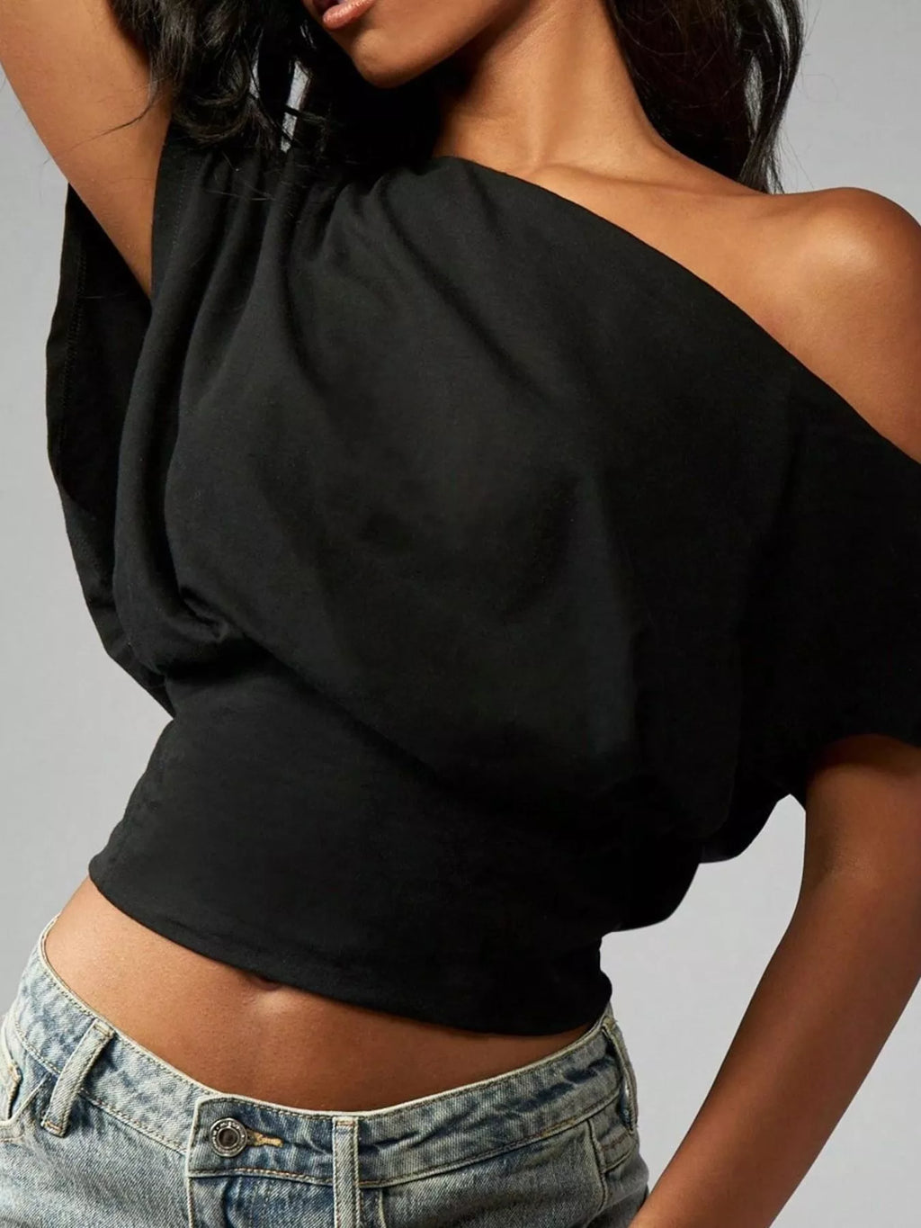 One Shoulder Crop T-shirt (13)