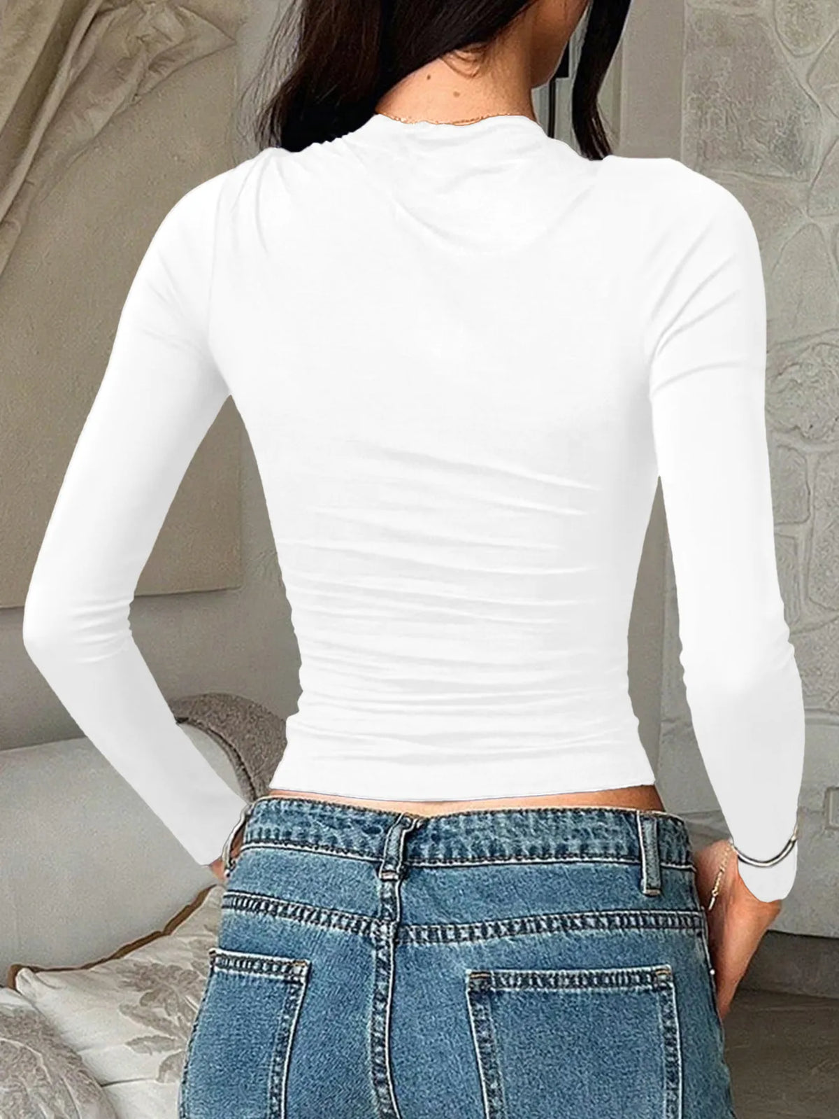 Round Neck Long Sleeve Fitted T-shirt (10)