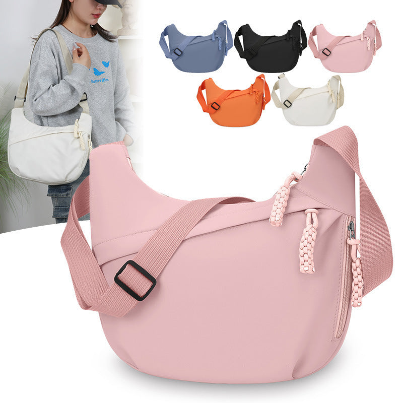 Large-capacity New-style Nylon Shoulder Bag photo 3