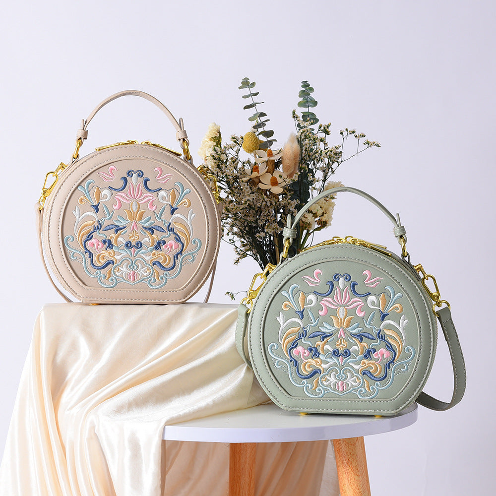 Literary Shoulder Bag Small Crossbody Round photo 5