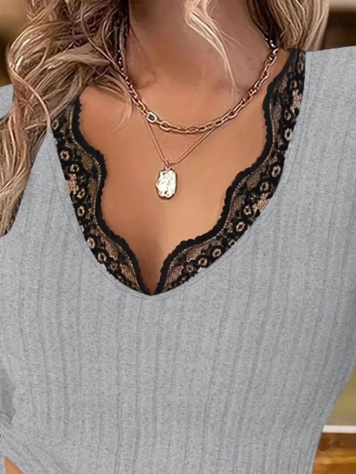 Full Size Ribbed V-neck Lace Trim Long Sleeve T-shirt Plus (8)