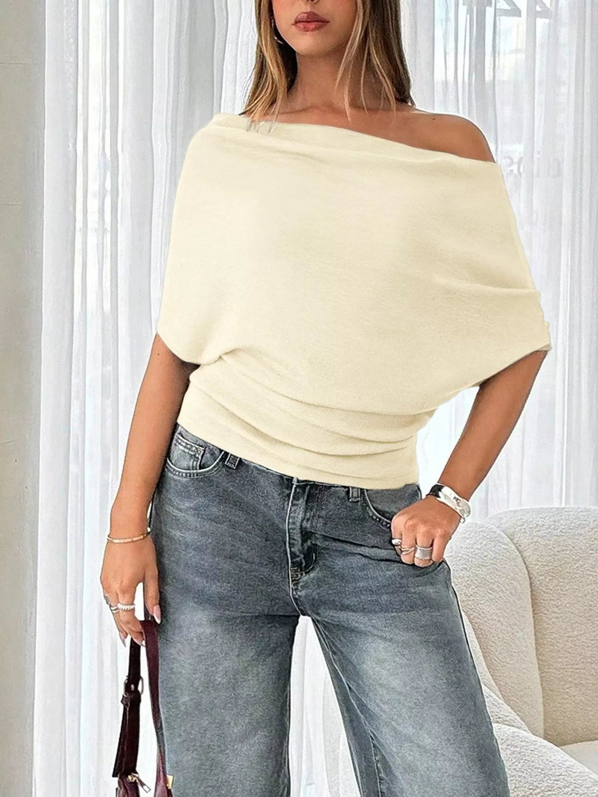 Off-shoulder Ruched Knit T-shirt (8)