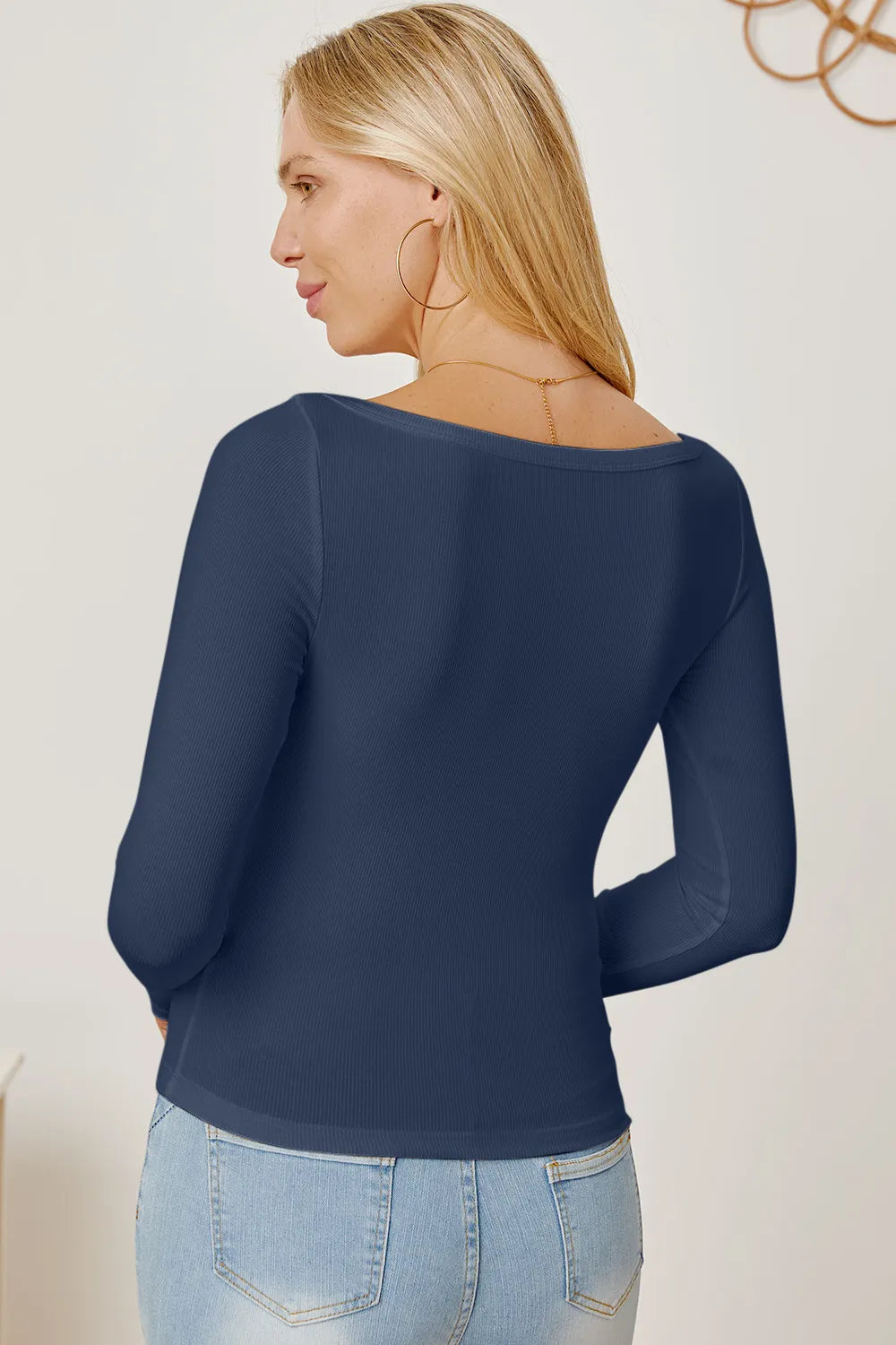 Square Neck Long Sleeve T-shirt (27)