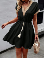 Contrast Trim V-neck Short Sleeve Mini Dress (23)
