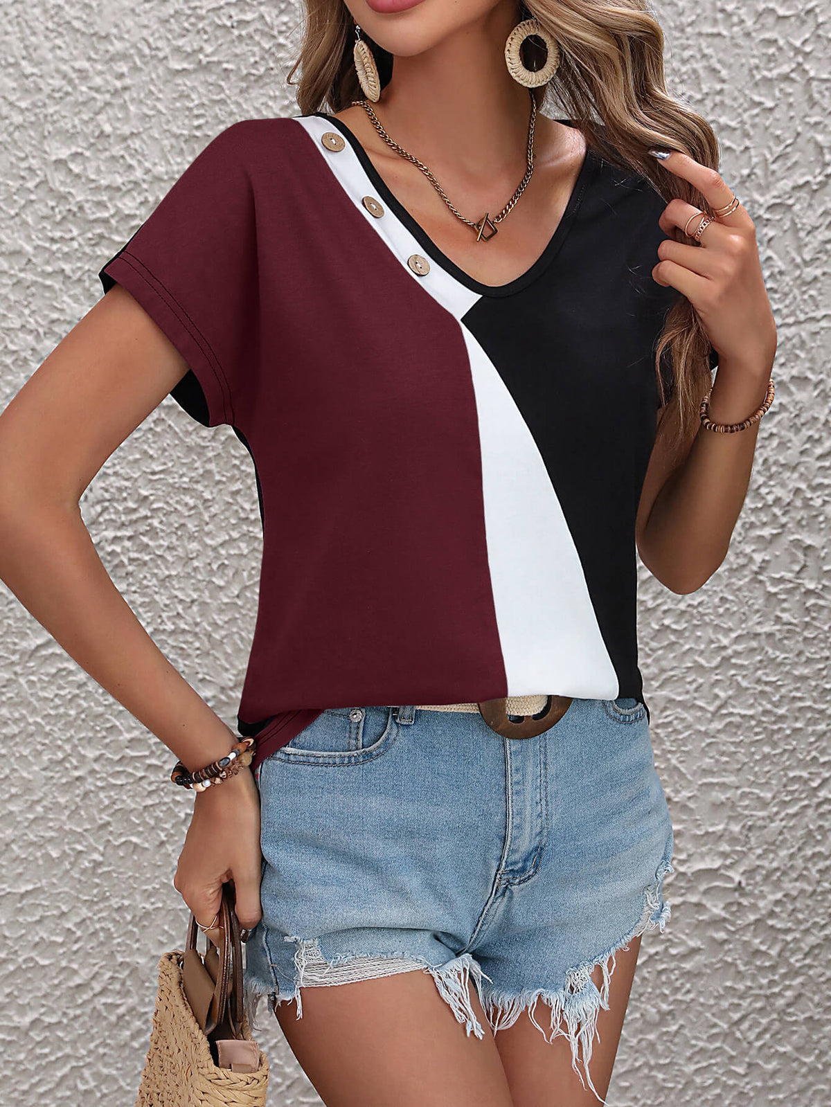 Block Decorative Button V-neck Tee (9)
