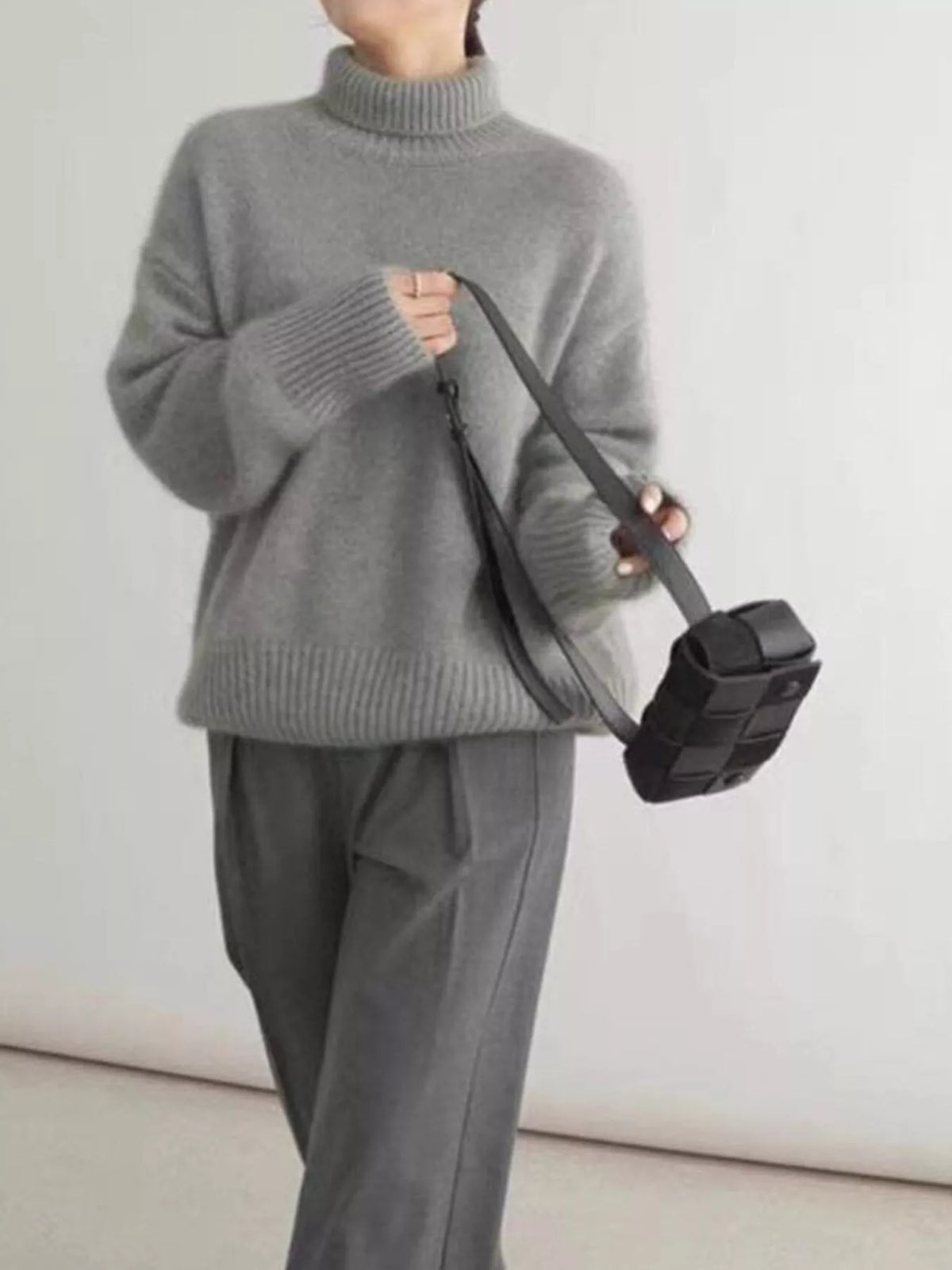 Turtleneck Dropped Shoulder Sweater (11)