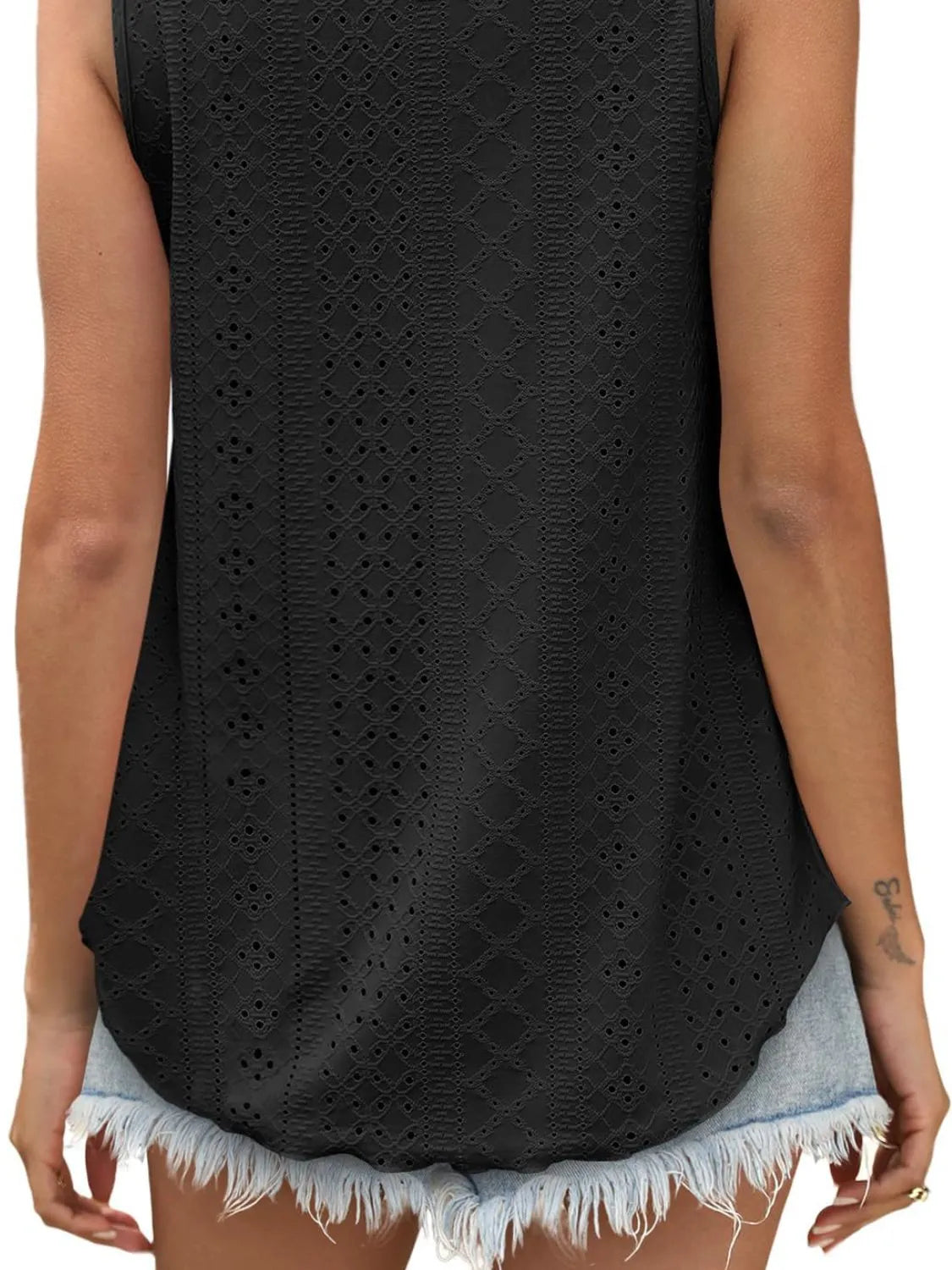 Eyelet Scoop Neck Tank (15)