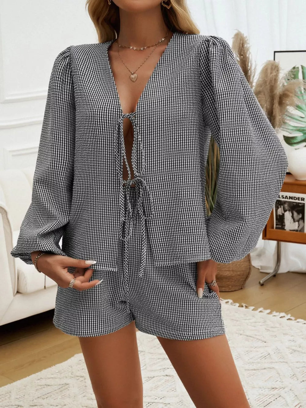 Tied Long Sleeve Top Shorts Set (4)