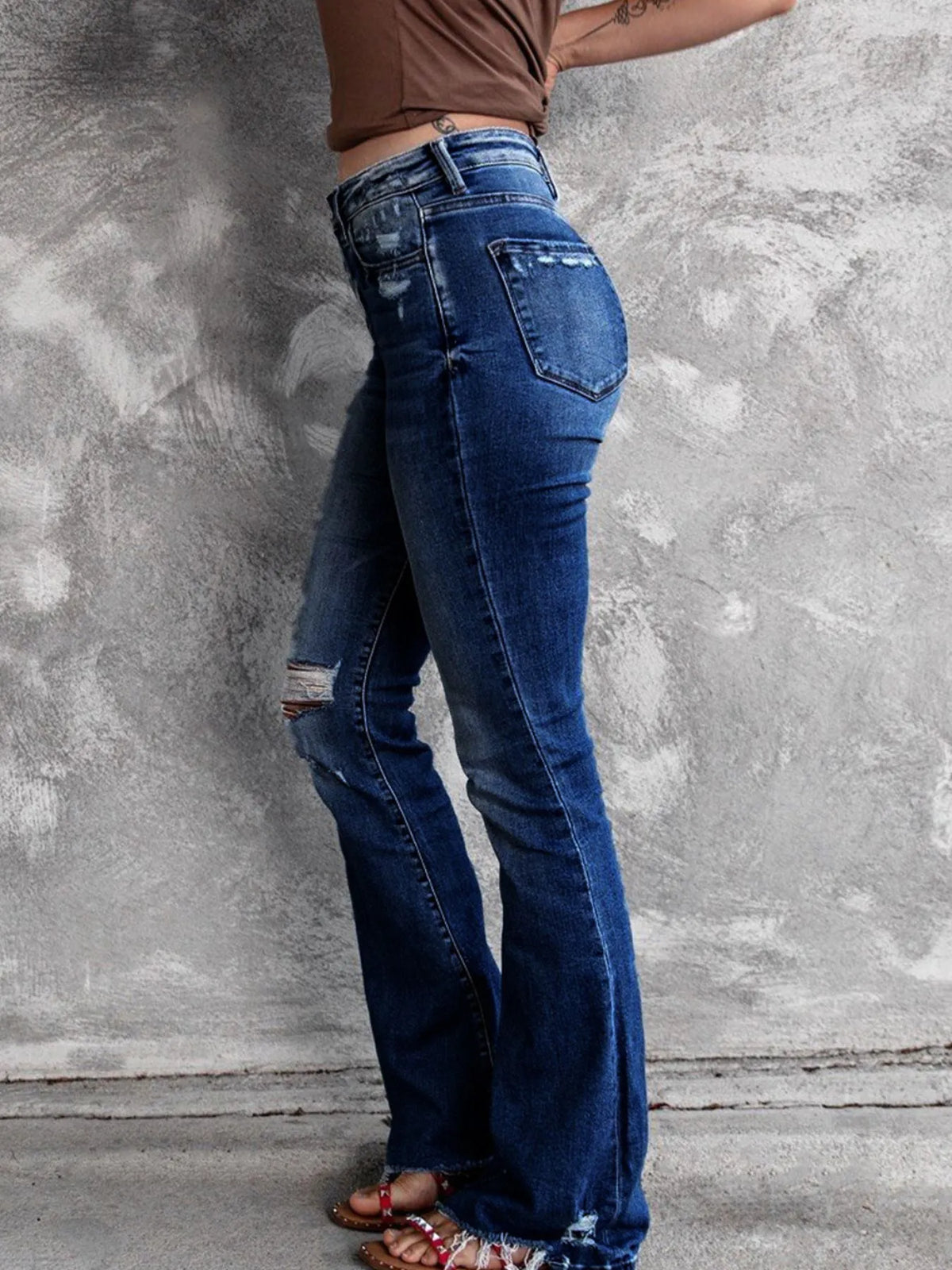 Distressed Flare Jeans (7)