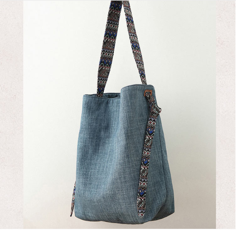 Canvas Shoulder Bag photo 3