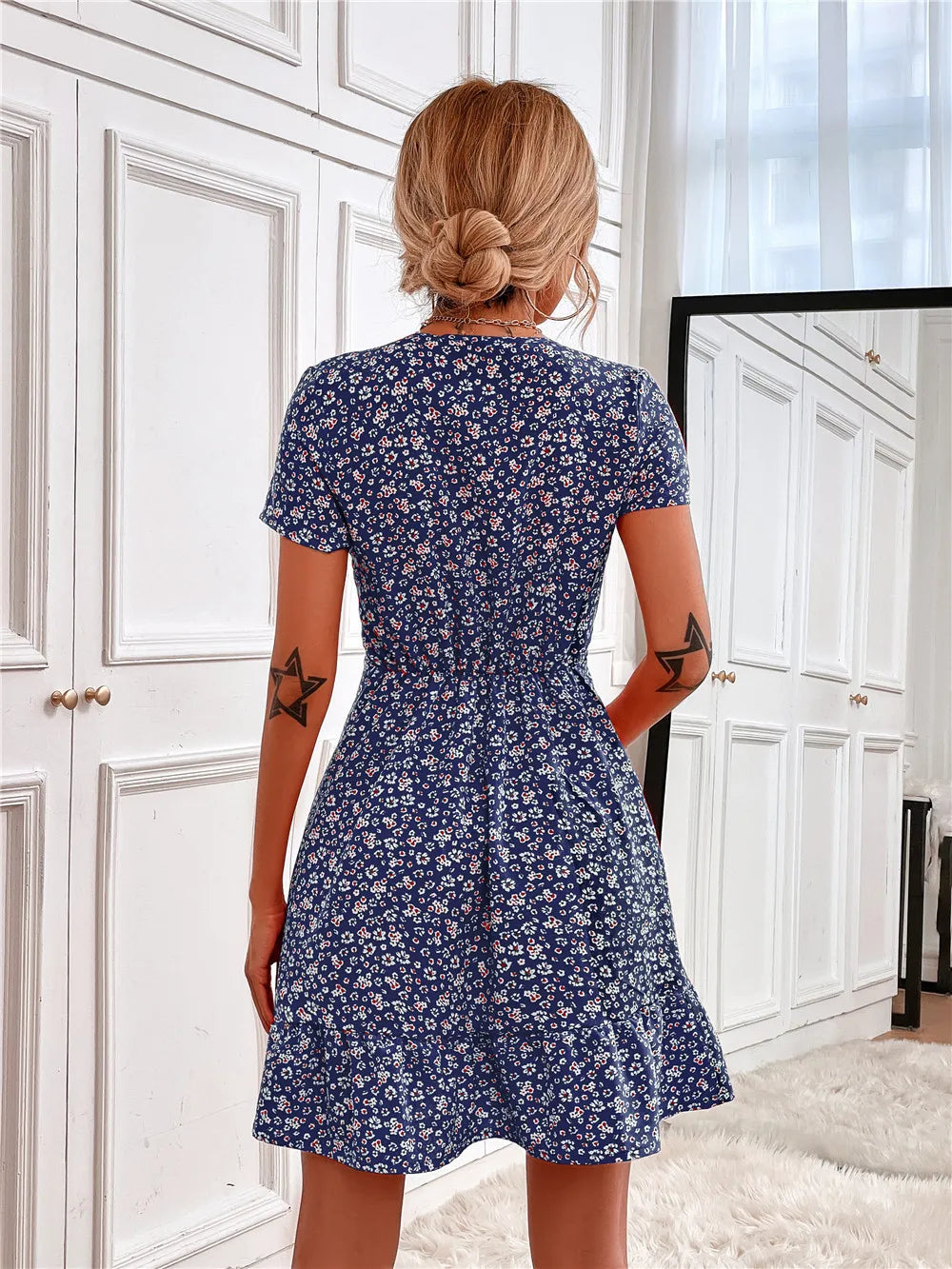 Printed Ruffled Hem V-neck Short Sleeve Mini Dress (18)