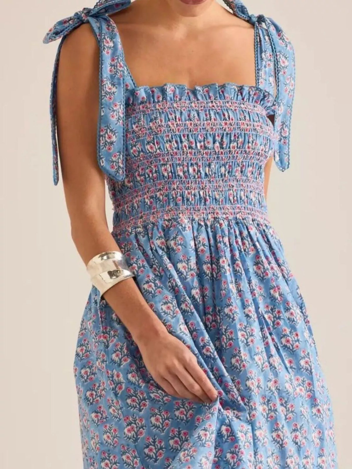 Floral Smocked Tie-shoulder Midi Dress (3)
