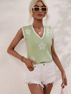 Floral Contrast Ribbed Trim Sweater Vest (16)